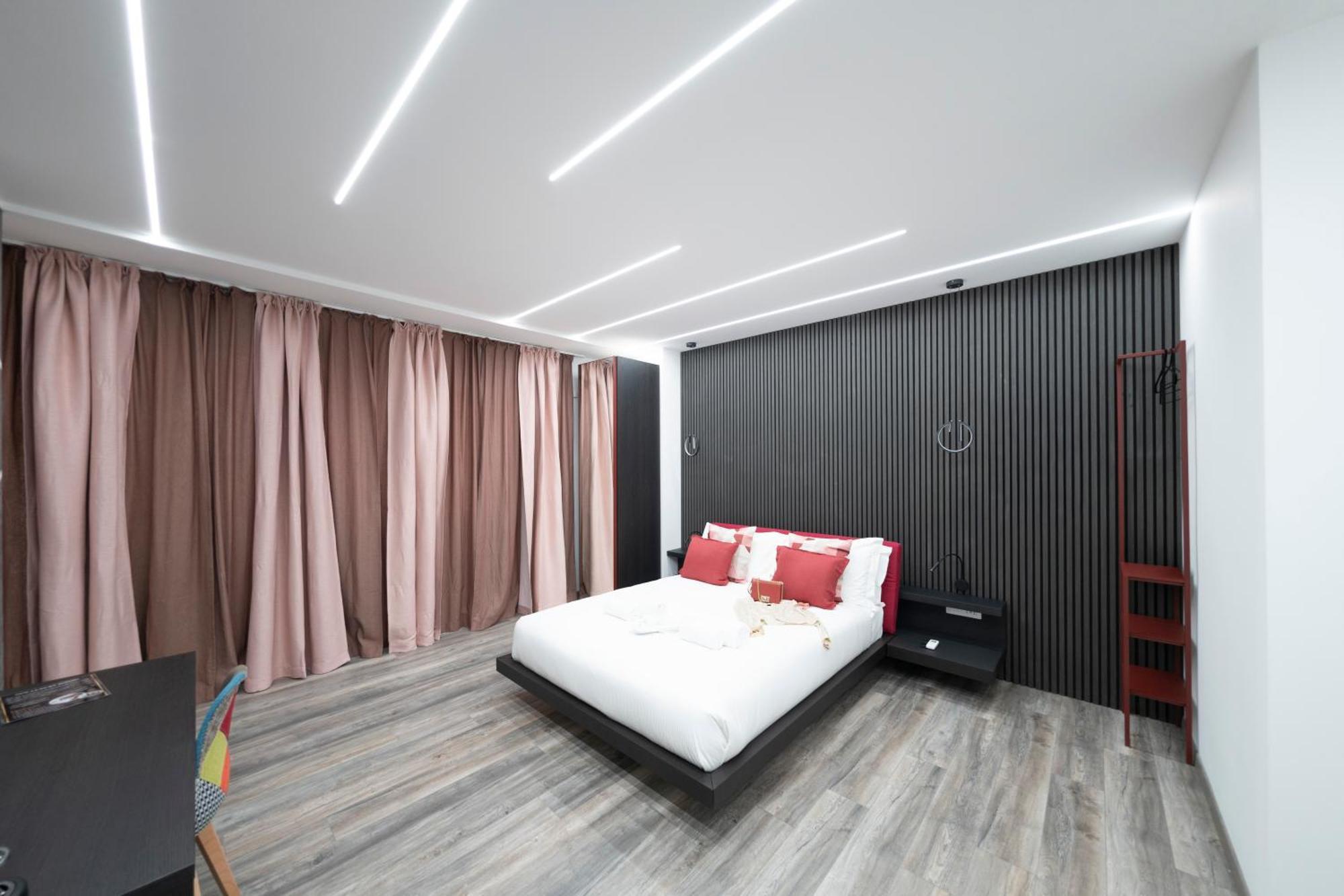New Luxury * Roma